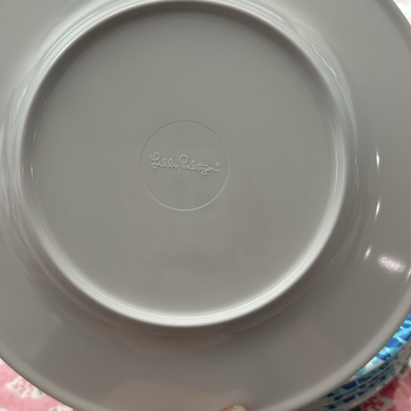 2 sets of 4 Melamine Plate Sets - Lilly Pulitzer - Picture 2 of 2
